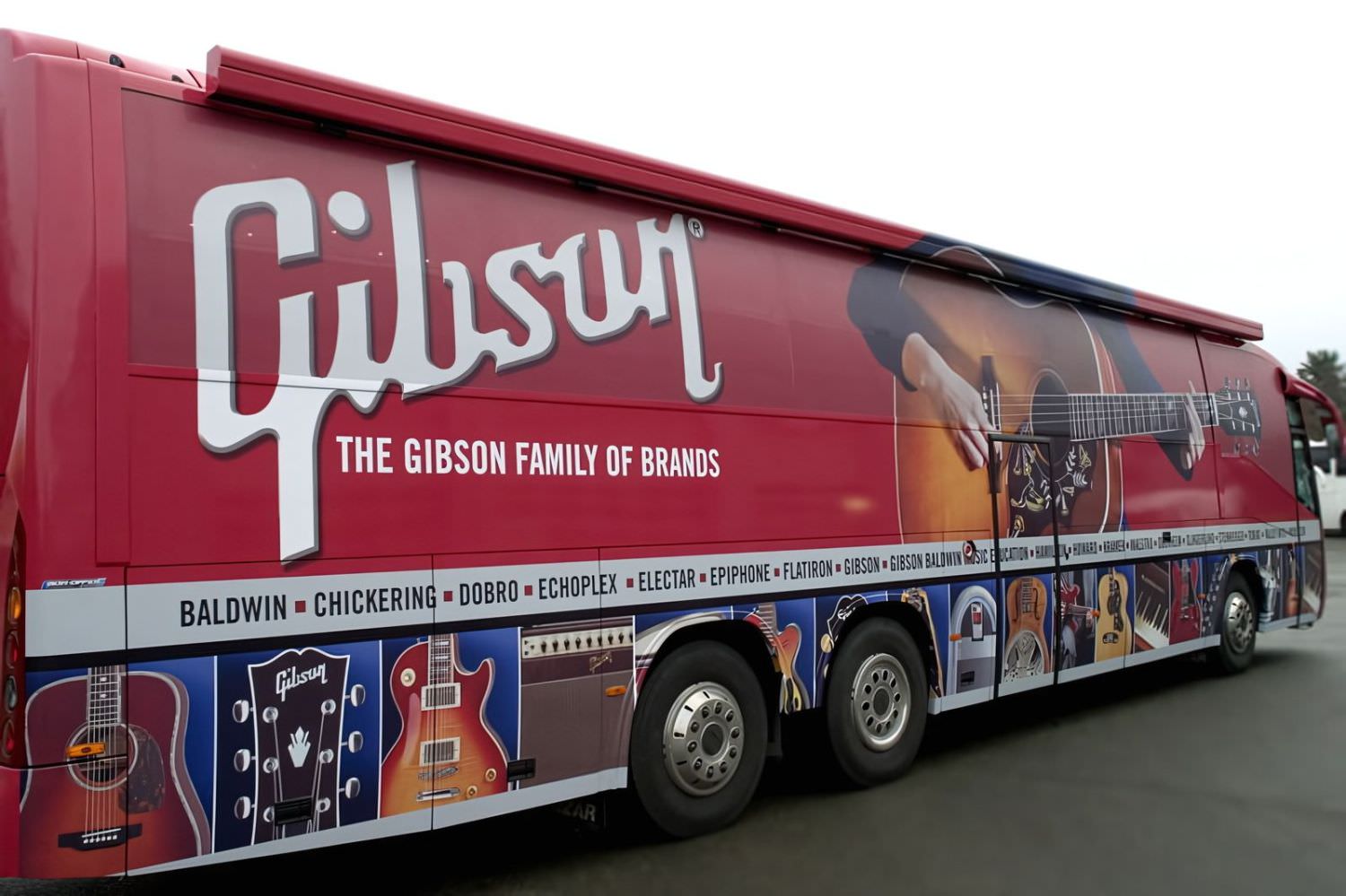 Tour Bus Gibson