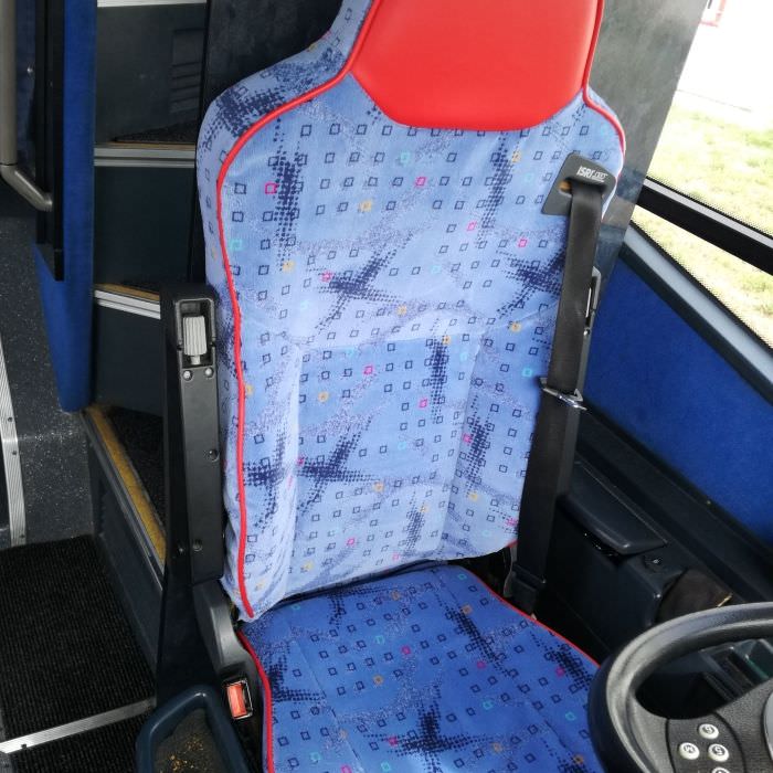 Remplacement des tissus d'un bus double-étage