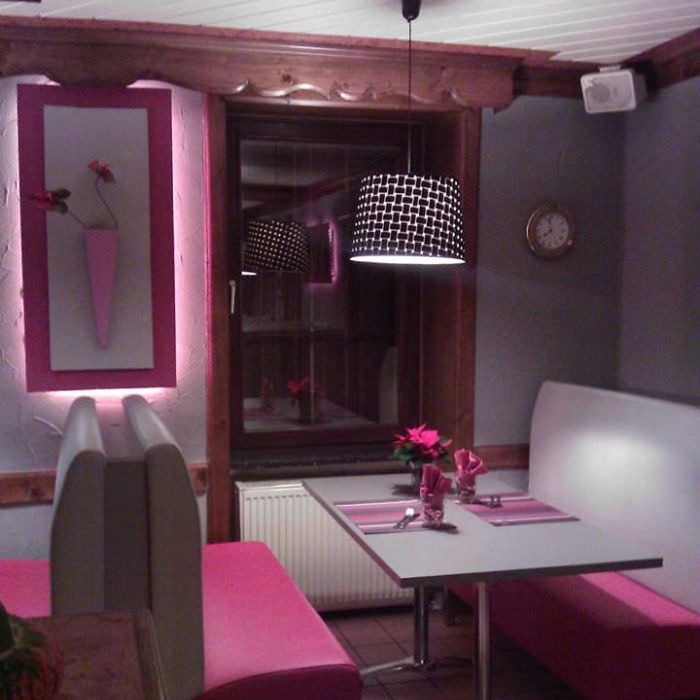 Fabrication sur mesure de banquettes de restaurant